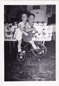 PeterBarb 3 yr bd July1950.jpg